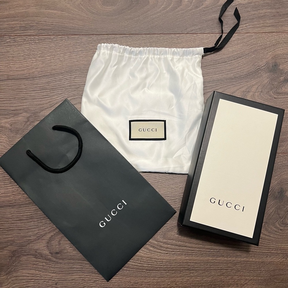 Gucci GG Reversible Gold-Toned Belt - Picture 7 of 7